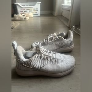 Bryce Harper Under Armour White Turf shoes for baseball   Men's size 8 ⚾️